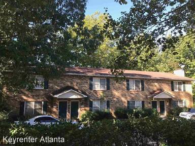 Main picture of 3011 Spruce Cir