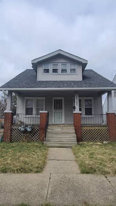 Main picture of 12019 Woodmont Ave