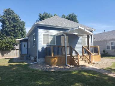Main picture of 2900 Orchard St