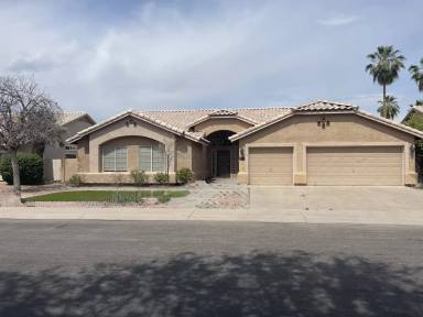 Main picture of 1732 W Gary Dr