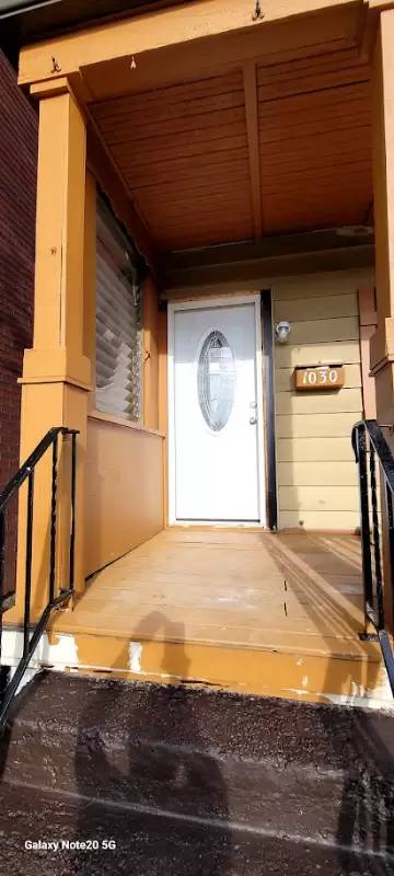 Main picture of 1030 Montier St