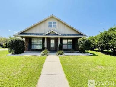 Main picture of 301 Bloomsbury Ave