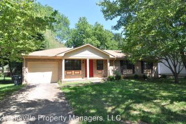 Main picture of 2220 Cecille Dr SW