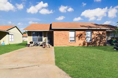 Main picture of 1637 Kelly Dr