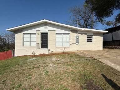 Main picture of 1401 Coffee Ct