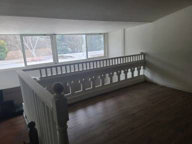 Main picture of 5 Canyon Lake Dr