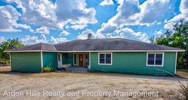 Main picture of 155 McDonald Loop