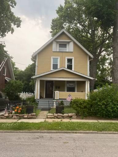 Main picture of 448 Marview Ave