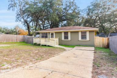 Main picture of 400 31st St
