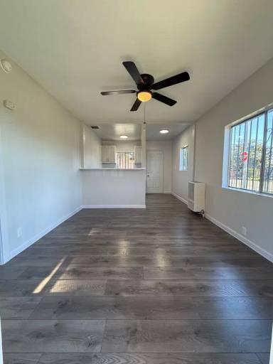 Main picture of 5865 S Halldale Ave