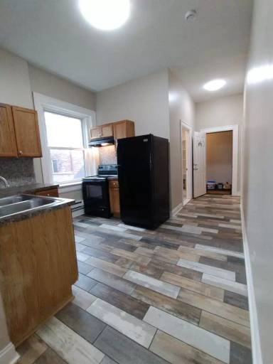 Main picture of 2312 Main St. - Upper Front