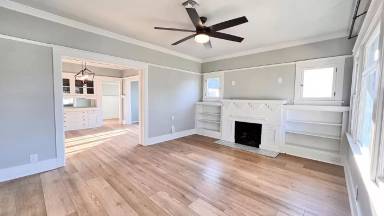 Main picture of 4390 Jurupa Ave