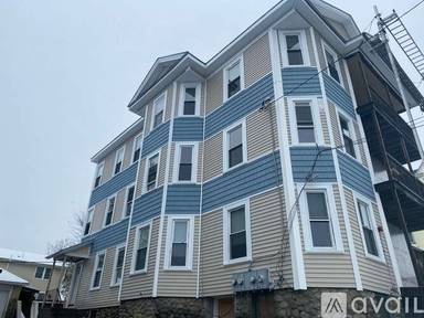 Main picture of 19 Mattson Ave