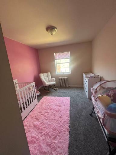 Main picture of 2815 Nicholson St