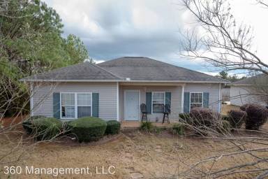 Main picture of 492 E Veterans Blvd