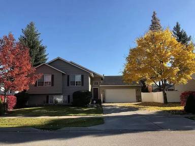 Main picture of 1236 W Edgewood Cir