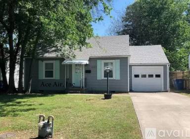 Main picture of 6530 E 5th Pl