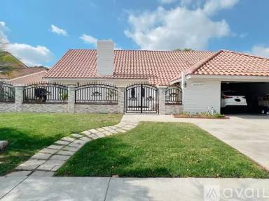 Main picture of 1411 S Pembrooke Ln