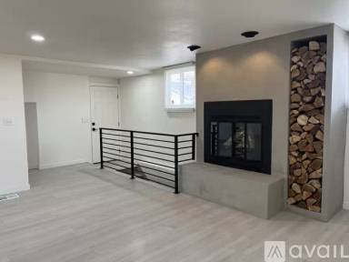 Main picture of 2363 S Decatur St