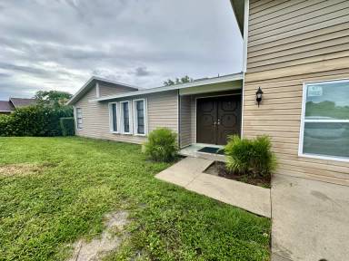Main picture of 8161 Winged Foot Dr