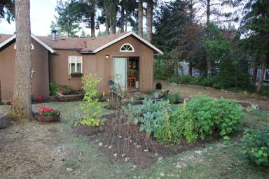 Main picture of 740 E Island Lake Dr
