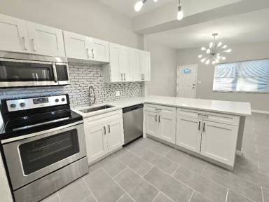 Main picture of 1421 53rd Ave N