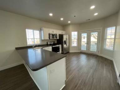 Main picture of 13528 S Venicia Way