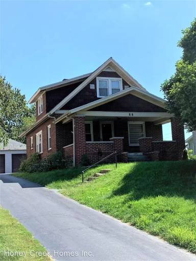 Main picture of 88 Riverside Dr