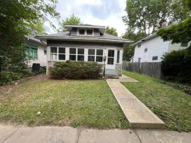 Main picture of 4069 Graceland Ave