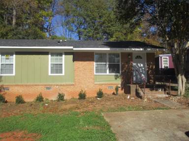 Main picture of 1725 Longleaf Dr