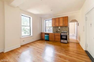 Main picture of 324 W 84th St