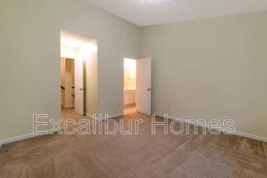 Main picture of 1954 Woodland Park Cir