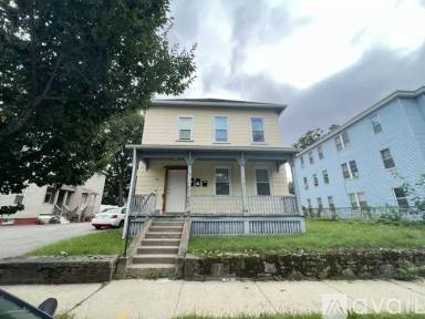 Main picture of 77 Birch St