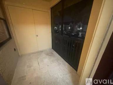 Main picture of 10440 SW 156th Ct