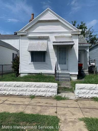 Main picture of 2819 Slevin St