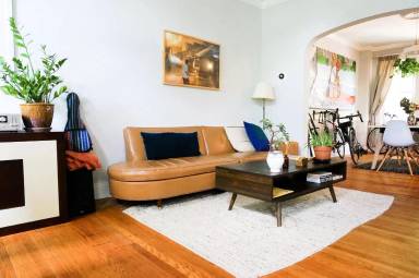 Main picture of 2134 Mount Royal Ter