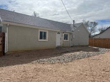 Main picture of 746 E Costilla St