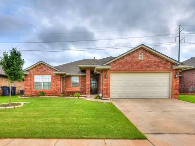 Main picture of 4925 NW 164th Ter
