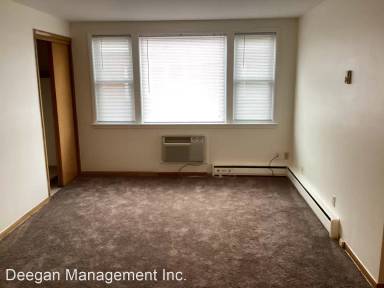 Main picture of 30438 Euclid Ave