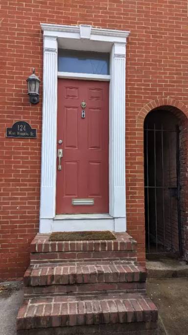 Main picture of 120 W Hamburg St