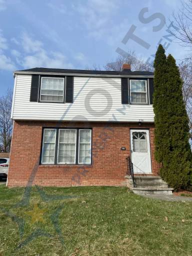 Main picture of 236 E 204th St