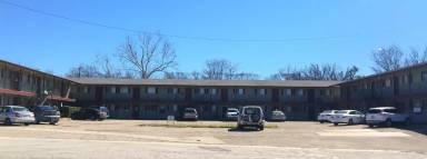 Main picture of 302 Wolf St