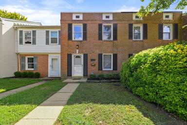 Main picture of 130 Dumbarton Dr