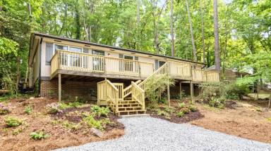 Main picture of 1705 Smith Level Rd