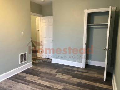Main picture of 19 Spruce St