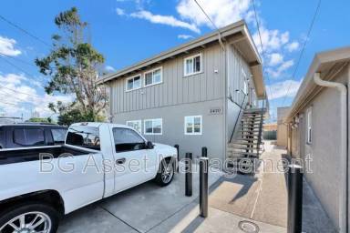 Main picture of 2408 2420 Market Ave