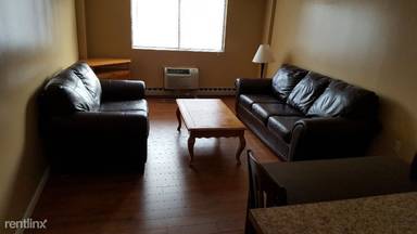 Main picture of Hetzel Plaza