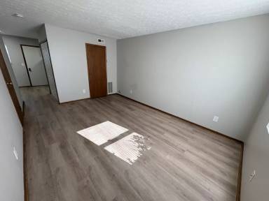 Main picture of 6384 Newtown Dr