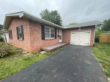 Main picture of 1153 Elmore Ave