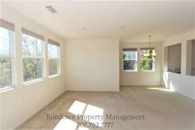 Main picture of 18 Rowe Ranch Dr